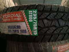 诚远 235/75R15 109S AT800胎体厚实