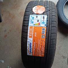 固德威 235/50R17 96W   R838