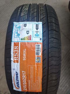 固德威215/50R17   R838
